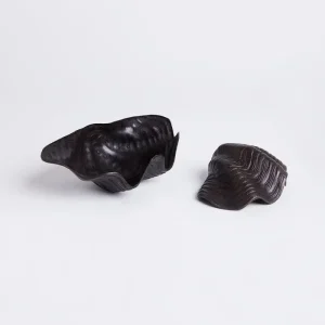 Decorative brass shell - Large I Black